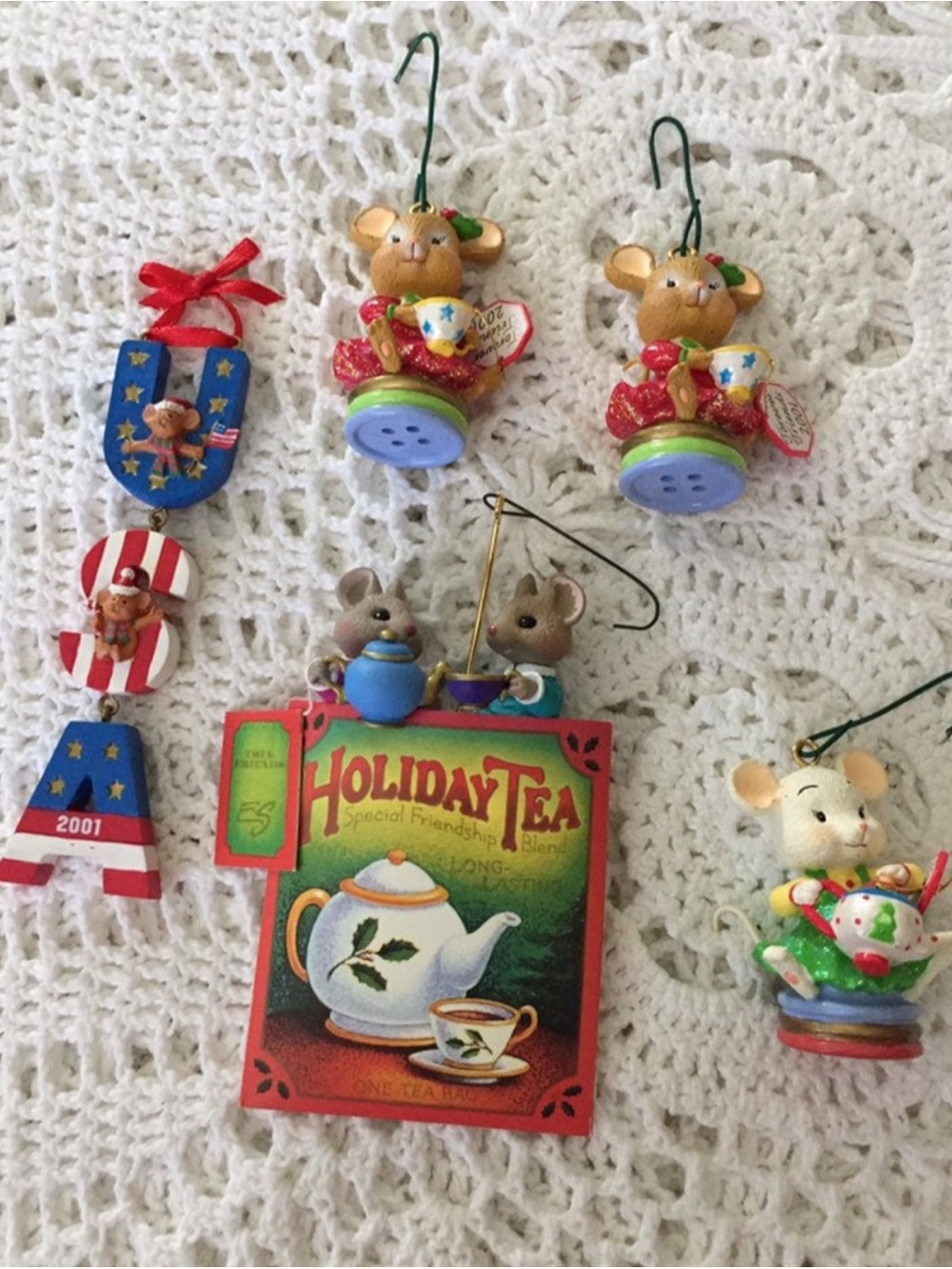 Holiday Tea Mouse Ornament Set - Festive Multicolor Home Holiday Décor